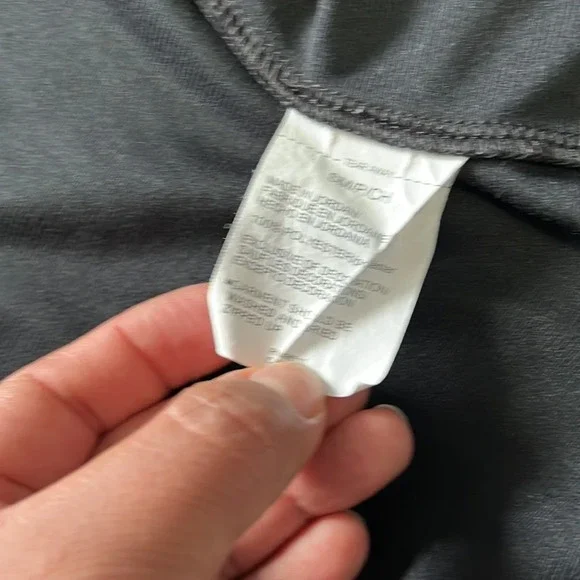 UNDER ARMOUR Jacket - Picture 4 of 4